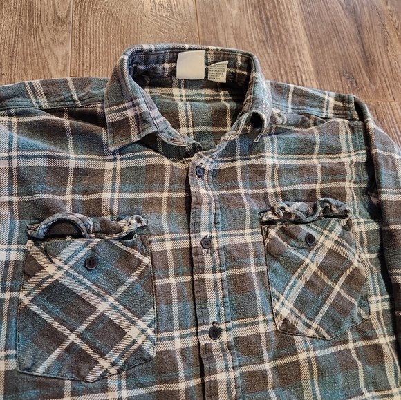 Vintage Deer Creek Button-Up - Picture 4 of 7